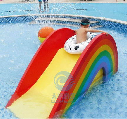 قیمت خوب Rainbow Mini Splash Pad Children Fibreglass Water Slides Height 1.1m Width 0.6m آنلاین