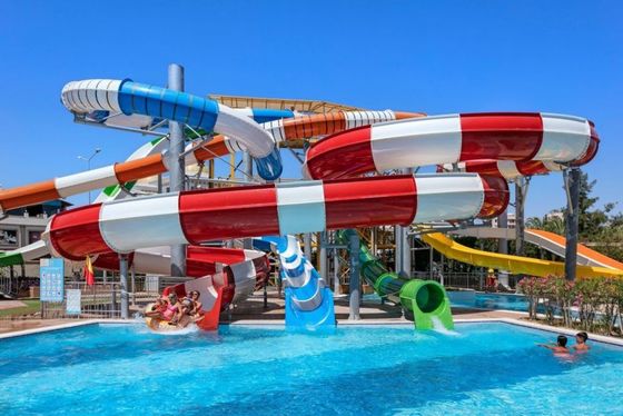 قیمت خوب ODM Outdoor Water Theme Park Sports Game Rides Tube Fiberglass Slide آنلاین