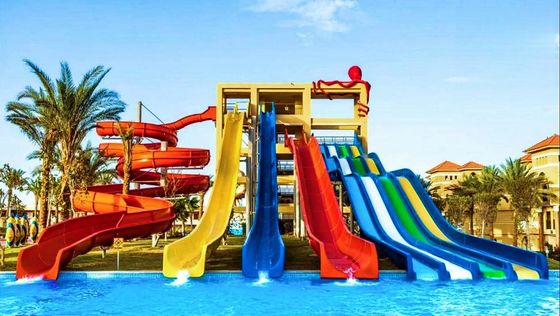 زمین بازی های آبی اسلاید مارپیچی فیبرگلاس برای کودکان استخر شنا