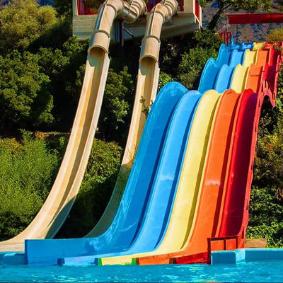 قیمت خوب Customized Size Fiberglass Water Park Slide with 6-8mm Thickness and Over 10 Years Service Life آنلاین