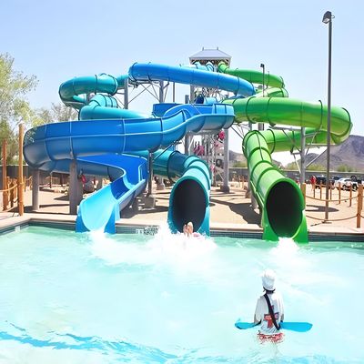 قیمت خوب Custom Designed Fiberglass Slide Suitable For Various Swimming Pool Types With A Lifespan Of 10 Years With 3D Design آنلاین